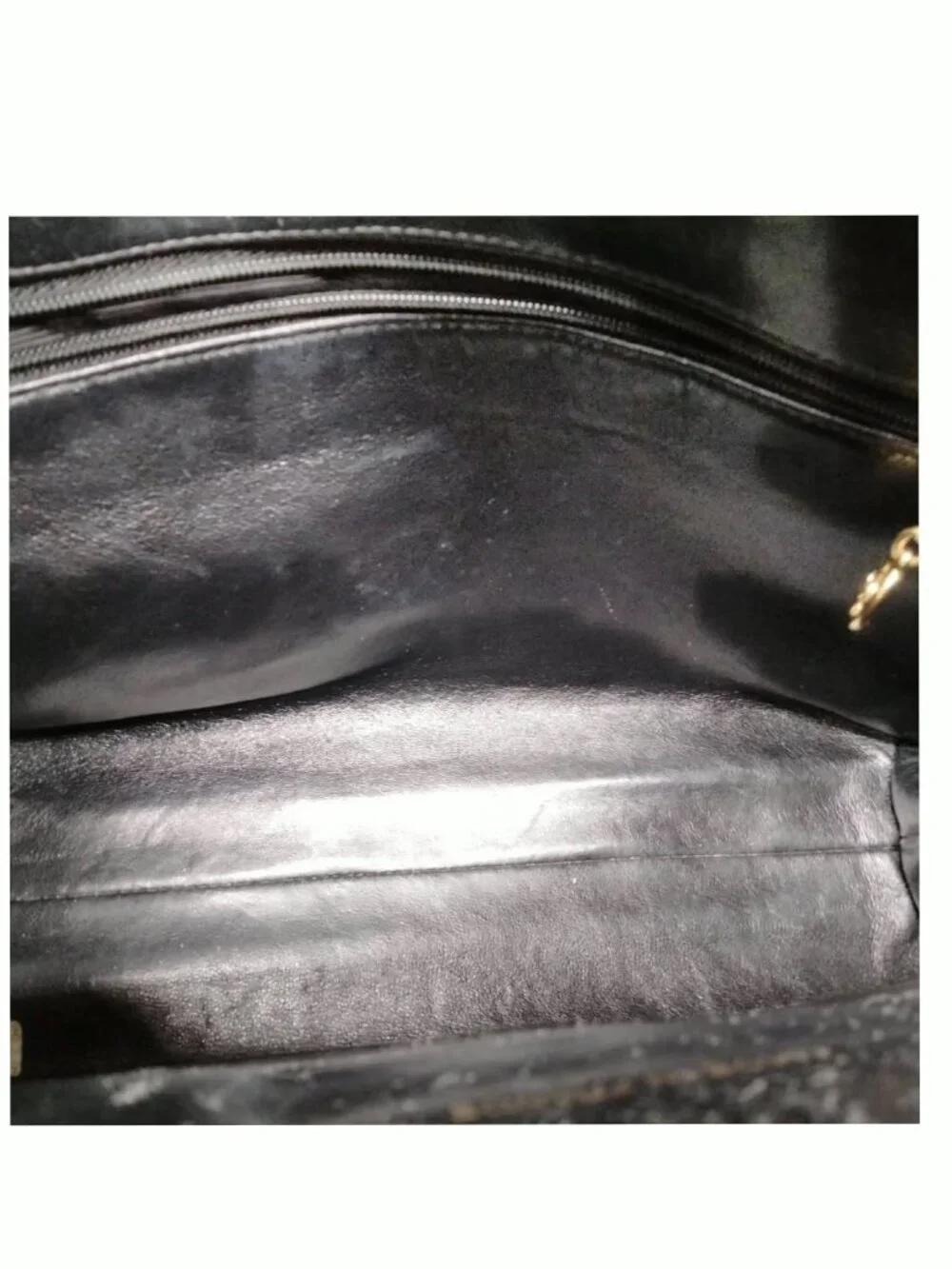 Authentic Chanel Vintage CC Shoulder Bag Black Quilted Leather Gold Chain Bag - Picture 12 of 16